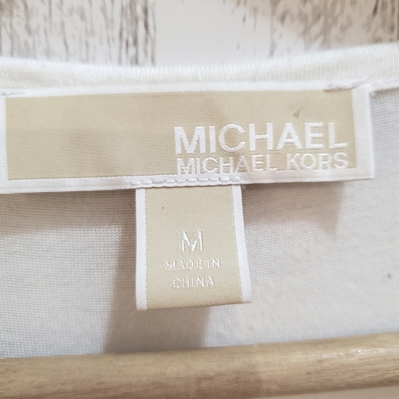 💚5/$25 Michael Kors Sleeveless White Keyhole Stretchy Top Blouse Size Medium - Picture 4 of 5